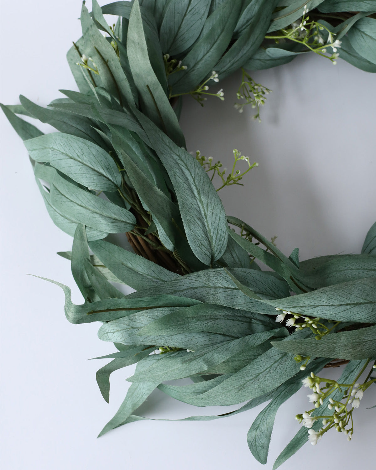 Willow Leaves Wreath Front Indoor Outdoor