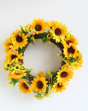 Load image into Gallery viewer, Small Artificial Sunflower Wreath
