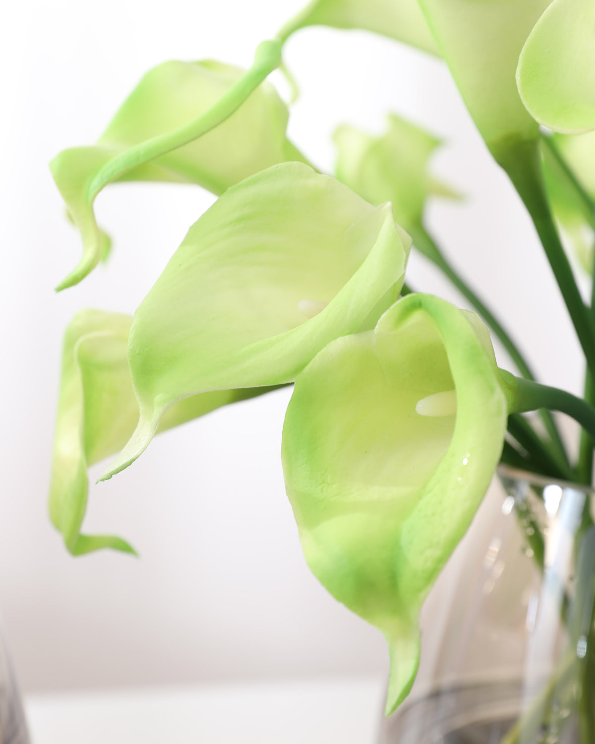 Realistic Faux Calla Lily