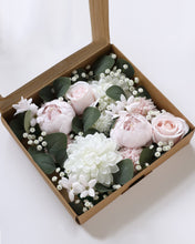 Load image into Gallery viewer, Artificial Flowers DIY Bouquet Combo Box
