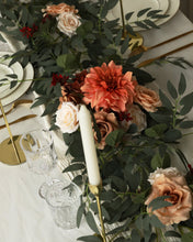 Load image into Gallery viewer, Long Full Dahlia Roses Eucalyptus Garland
