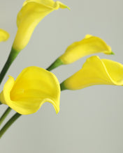 Load image into Gallery viewer, Large Real Touch Calla lily Yellow
