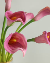 Load image into Gallery viewer, Artificial Real Touch Magenta Calla Lily
