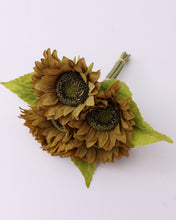 Load image into Gallery viewer, Silk Sunflowers Bouquet Olive Green
