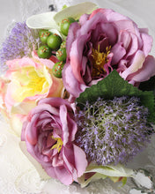 Load image into Gallery viewer, Realistic Silk Flowers Bouquet 
